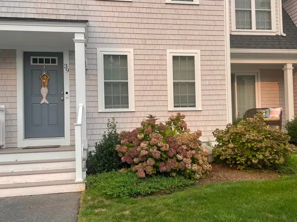 138 Elm St APT 39, Kingston, MA 02364