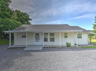 1002 Old Stage Rd, Rogersville, TN 37857