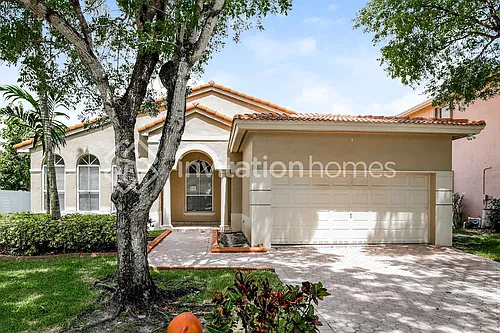 2345 SW 131st Ave Photo 1