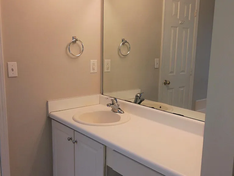 719 Fernstone Trl — Photo 18