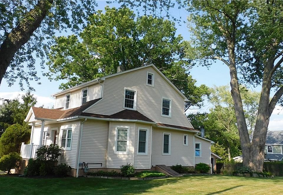 1st image of 17 New York Avenue