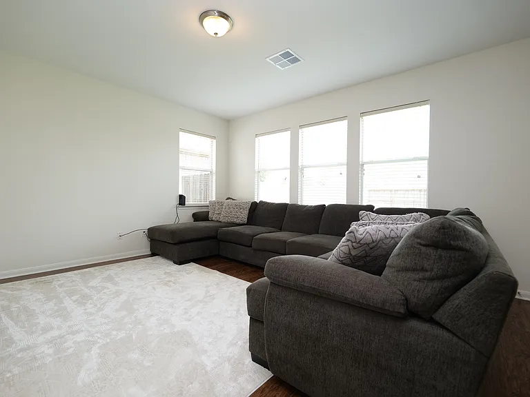 1203 Lavender Shade Ct — Photo 7