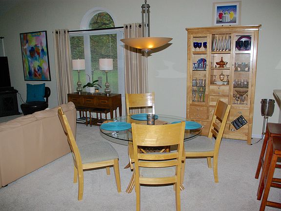 5th image of 2138 Shetland Dr NE