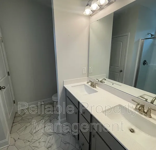 237 Brisbane Dr — Photo 21