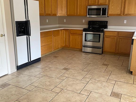3rd image of 12251 N New Dawn Ave