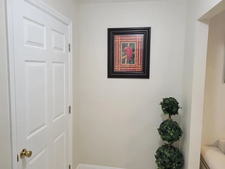 3124 NE Skyline Dr — Photo 11