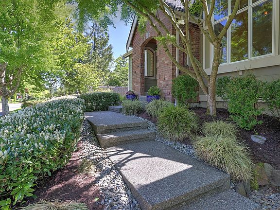 4th image of 15731 NE 117th Street