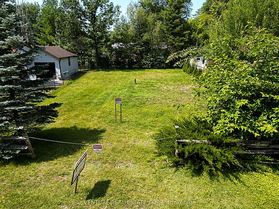 5th image of 74 Forest Ave