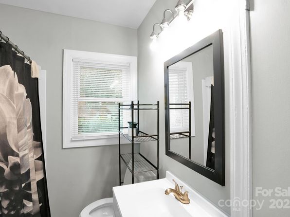 charlotte-north-carolina-299900202 picture