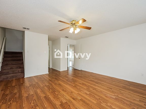 5th image of 324 Kissimmee Dr