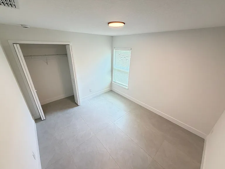 2614 Palomar Ave SE — Photo 24