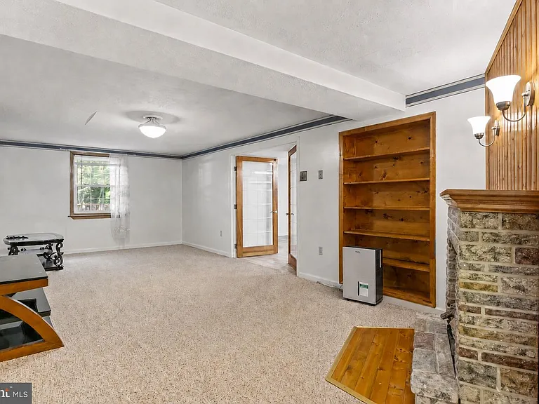 26 Princeton Pl — Photo 11