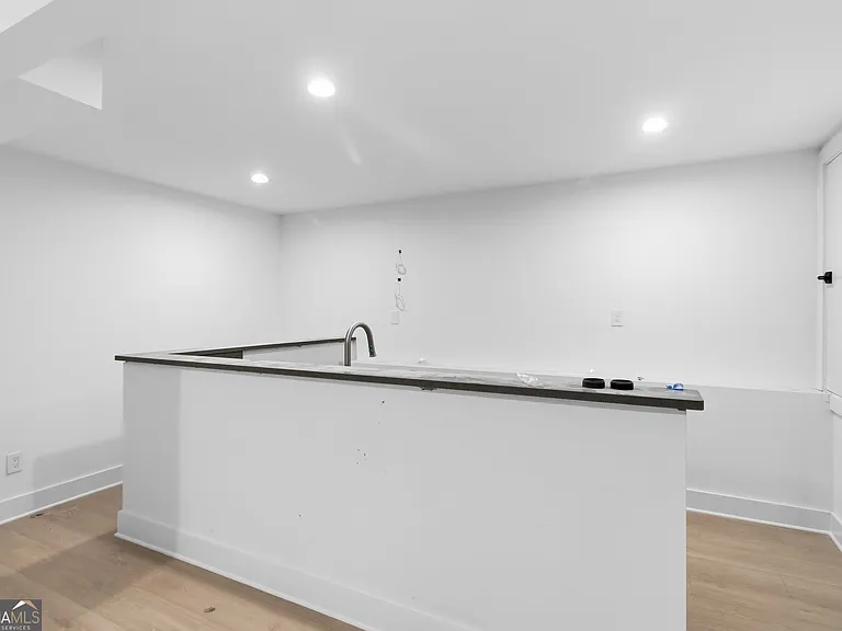 3196 Towerview Dr NE — Photo 23
