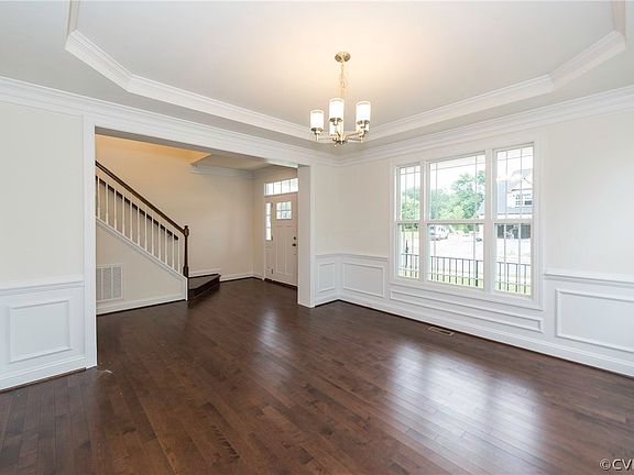 5th image of 7003 Benhall Circle Gln