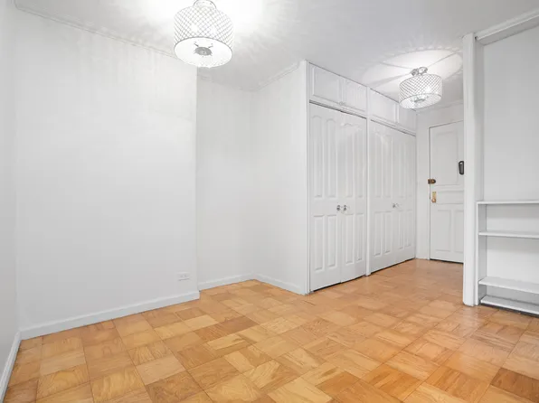 245 East 25th Street image 8 of 8