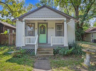1308 Oak Hill Ave, Lawrence, KS 66044