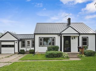 2215 1st Ave SW, Cedar Rapids, IA 52405