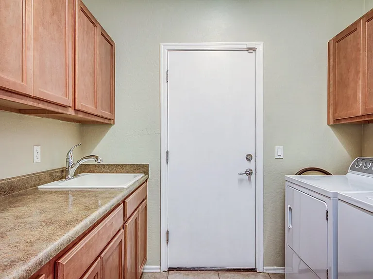 18113 W Townley Ave — Photo 21