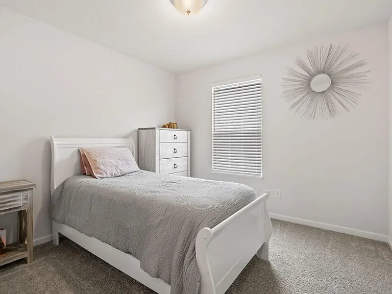 832 Roselyn Dr #831 — Photo 20