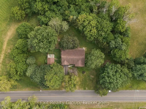 31 Ridge Rd, Prince Edward County, ON K0K 2T0