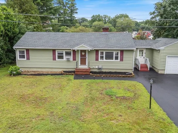 4 Linda Street, Salem, NH 03079