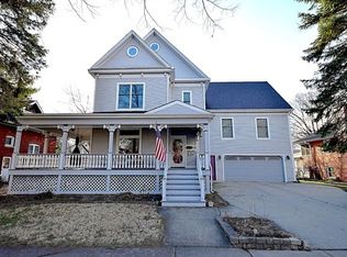 610 N Stone Ave, La Grange Park, IL 60526