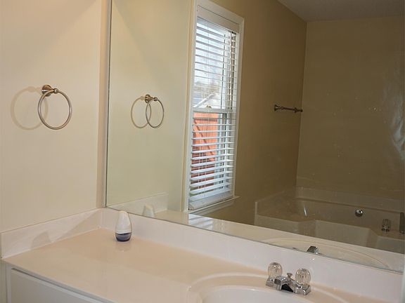5th image of 5005 Timberbridge Ln