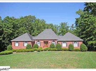 31 Weatherby Dr, Greenville, SC 29615