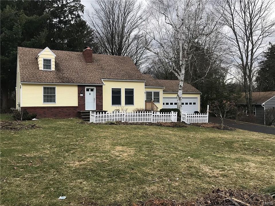 1st image of 107 Concord Pl