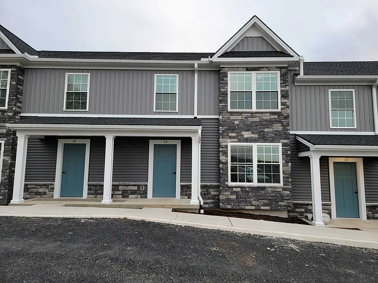 14 Burk Ct — Photo 1