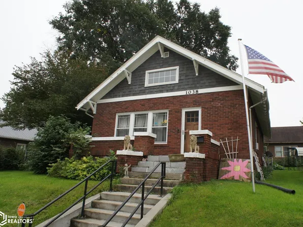 1038 2nd St, Webster City, IA 50595