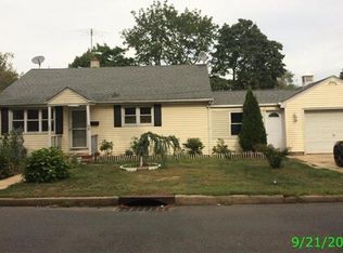 95 Ambrose St, Somerset, NJ 08873