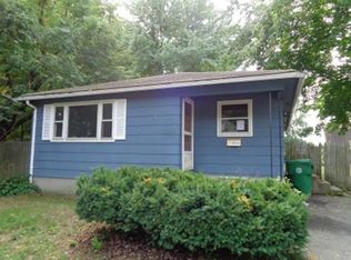 431 Britton St, Chicopee, MA 01020