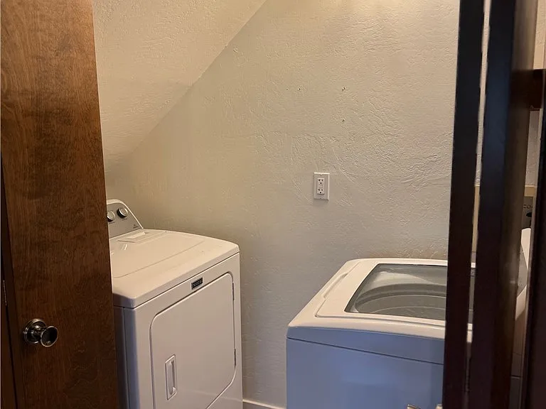 956 Teakwood Dr — Photo 23
