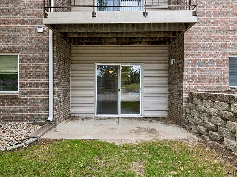 Highland View Apartments — Photo 224