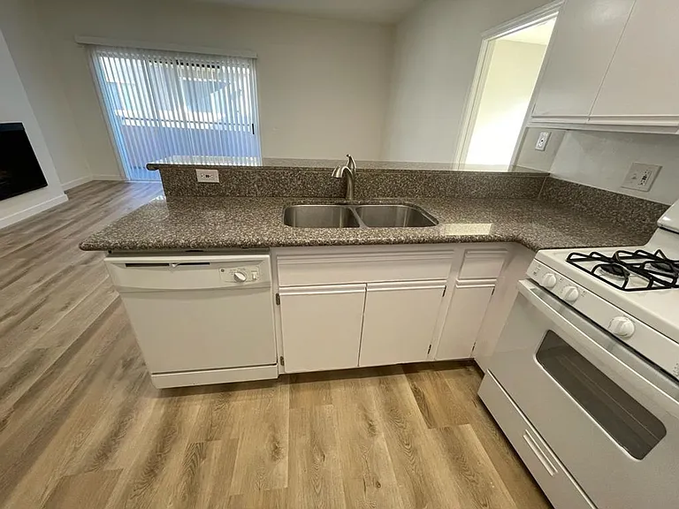 11459 COLLINS ST. — Photo 44