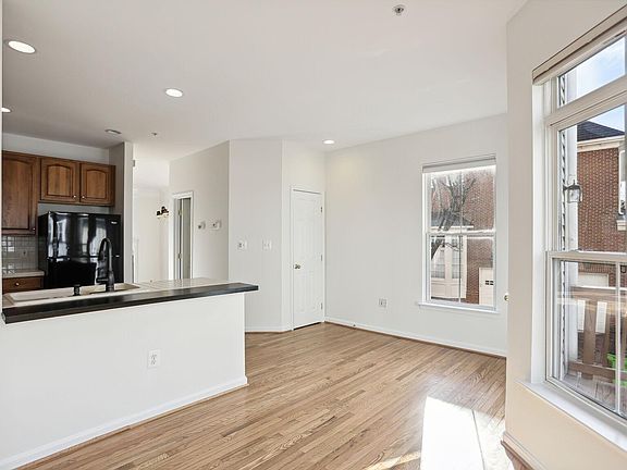 5th image of 5133 Gardner Dr