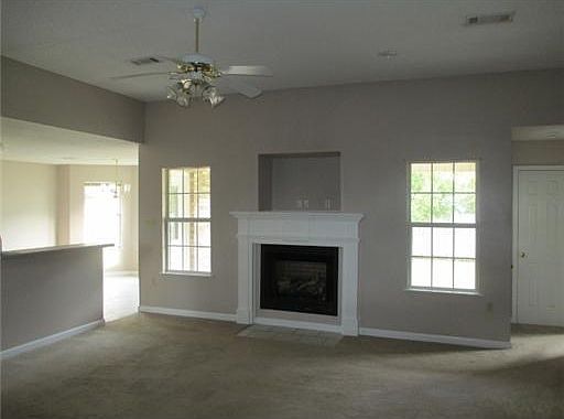 4th image of 6821 Pinehurst Dr