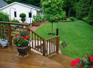 1107 Lions Park Dr, Saint Joseph, MI 49085