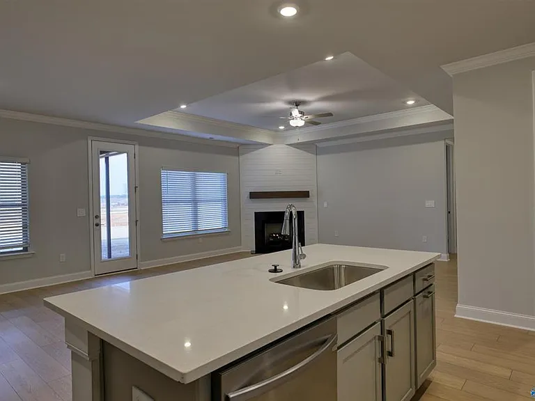 156 Clift Creek Dr — Photo 7