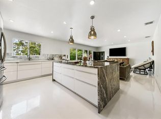 807 Summit Blvd, West Palm Beach, FL 33405