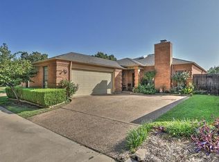 5813 Ridgerock Ct, Fort Worth, TX 76132