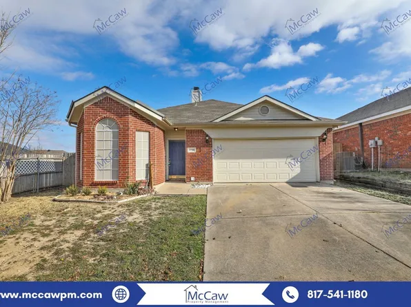 8728 Muir Dr, Fort Worth, TX 76244