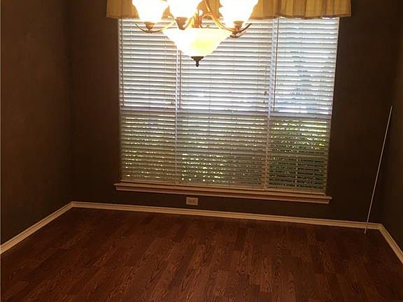 4th image of 2015 Highland Forest Dr