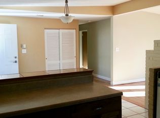 11 Cherry Rd, Framingham, MA 01701