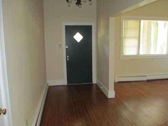 2nd image of 1510 Lafayette Blvd #1