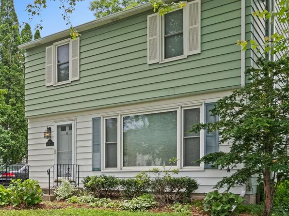 1105 9th Ave NW, Rochester, MN 55901