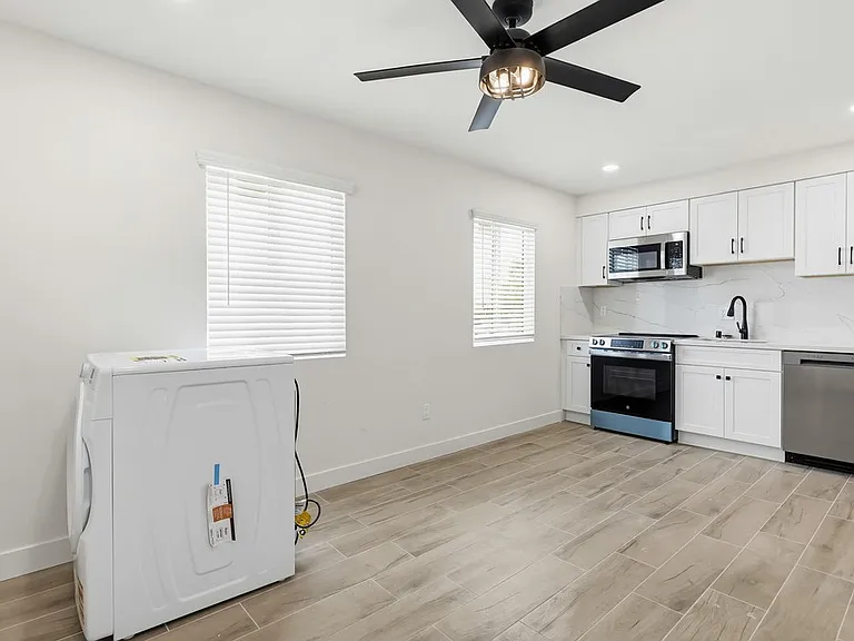 3330 Altadena Ave #1 — Photo 18