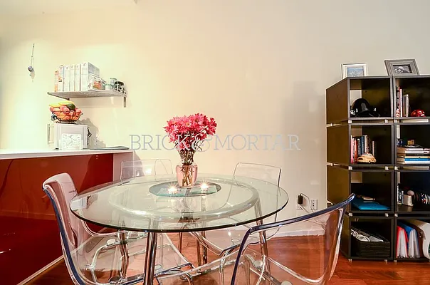 Rented by Brick&Mortar | media 25