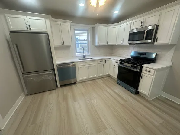 19 Firth Rd Floor 2, Roslindale, MA 02131